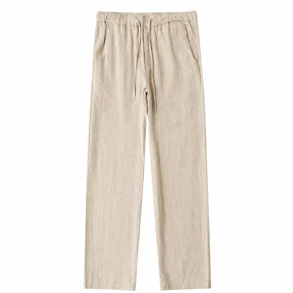 Calça feminina modelo capri confeccionada em linho italiano na cor bege, vista de frente com caimento elegante de alfaiataria.
